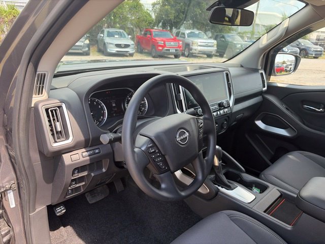 Used 2025 Nissan Frontier SV RWD image 24