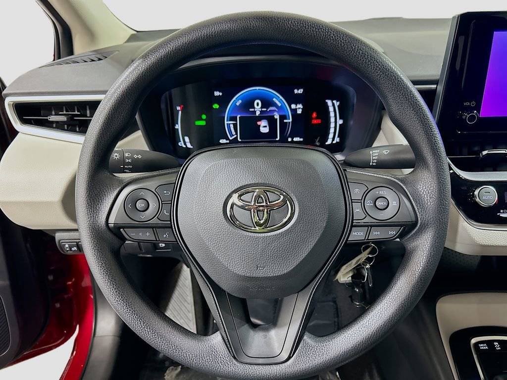 Used 2026 Toyota Corolla LE FWD image 9