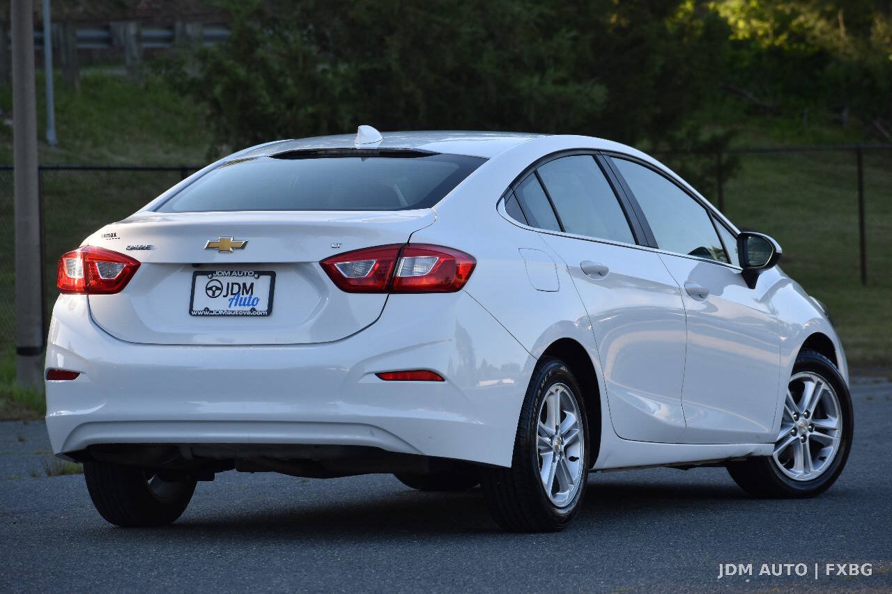 Used 2018 Chevrolet Cruze LT w/ LT Fleet Convenience Package FWD image 5