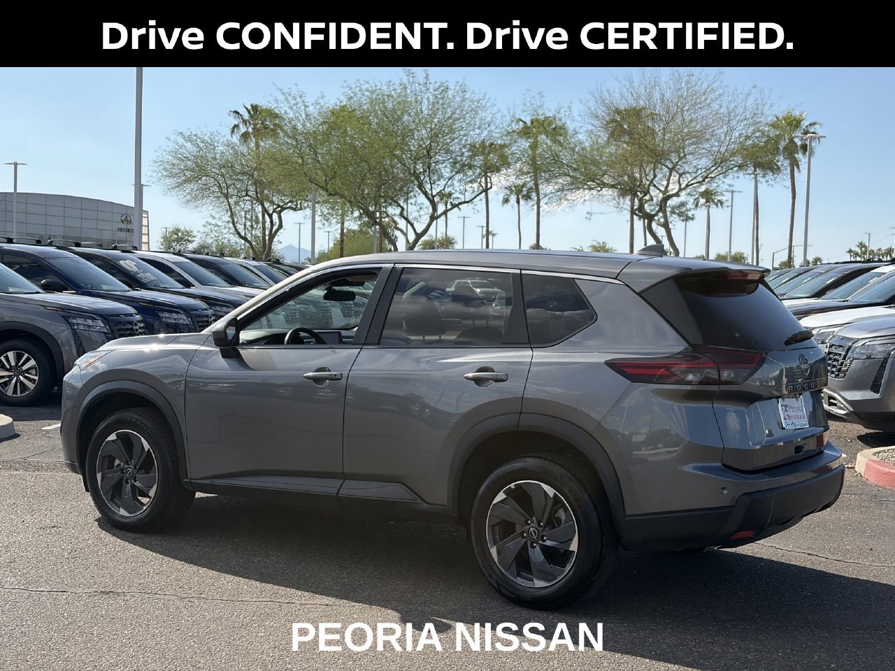 Certified 2025 Nissan Rogue SV FWD image 5