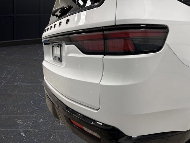 Certified 2024 Jeep Wagoneer Series II image 37