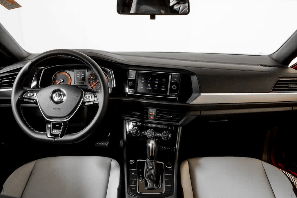 Certified 2021 Volkswagen Jetta R-Line image 19