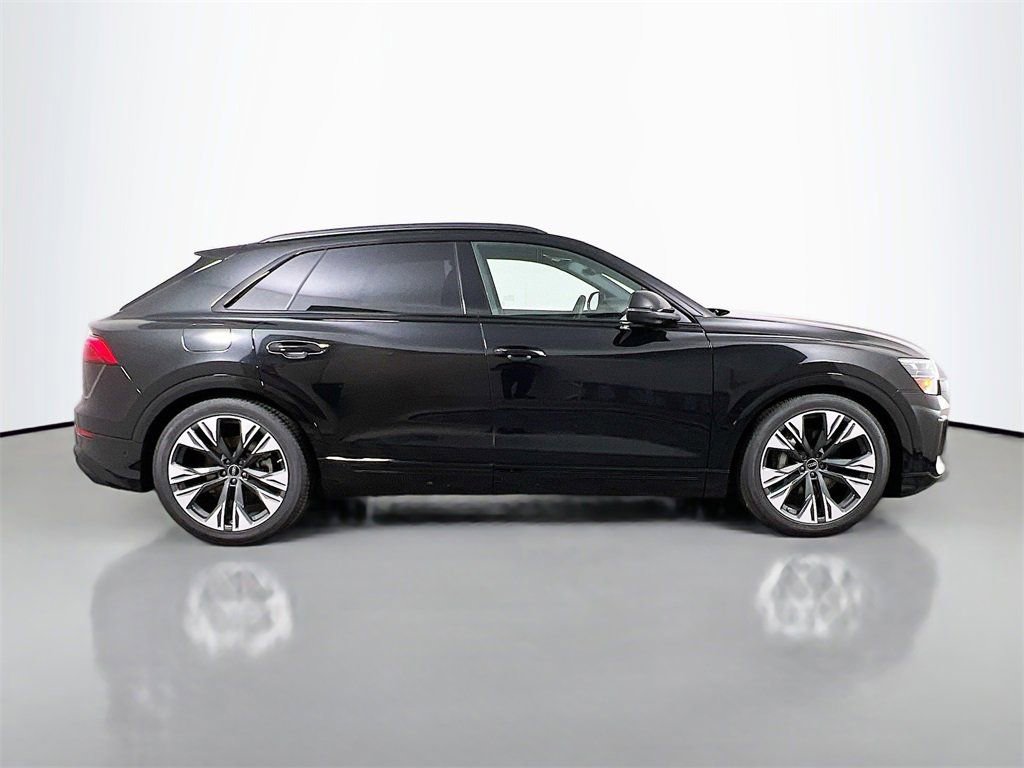 New 2026 Audi Q8 Premium Plus image 8