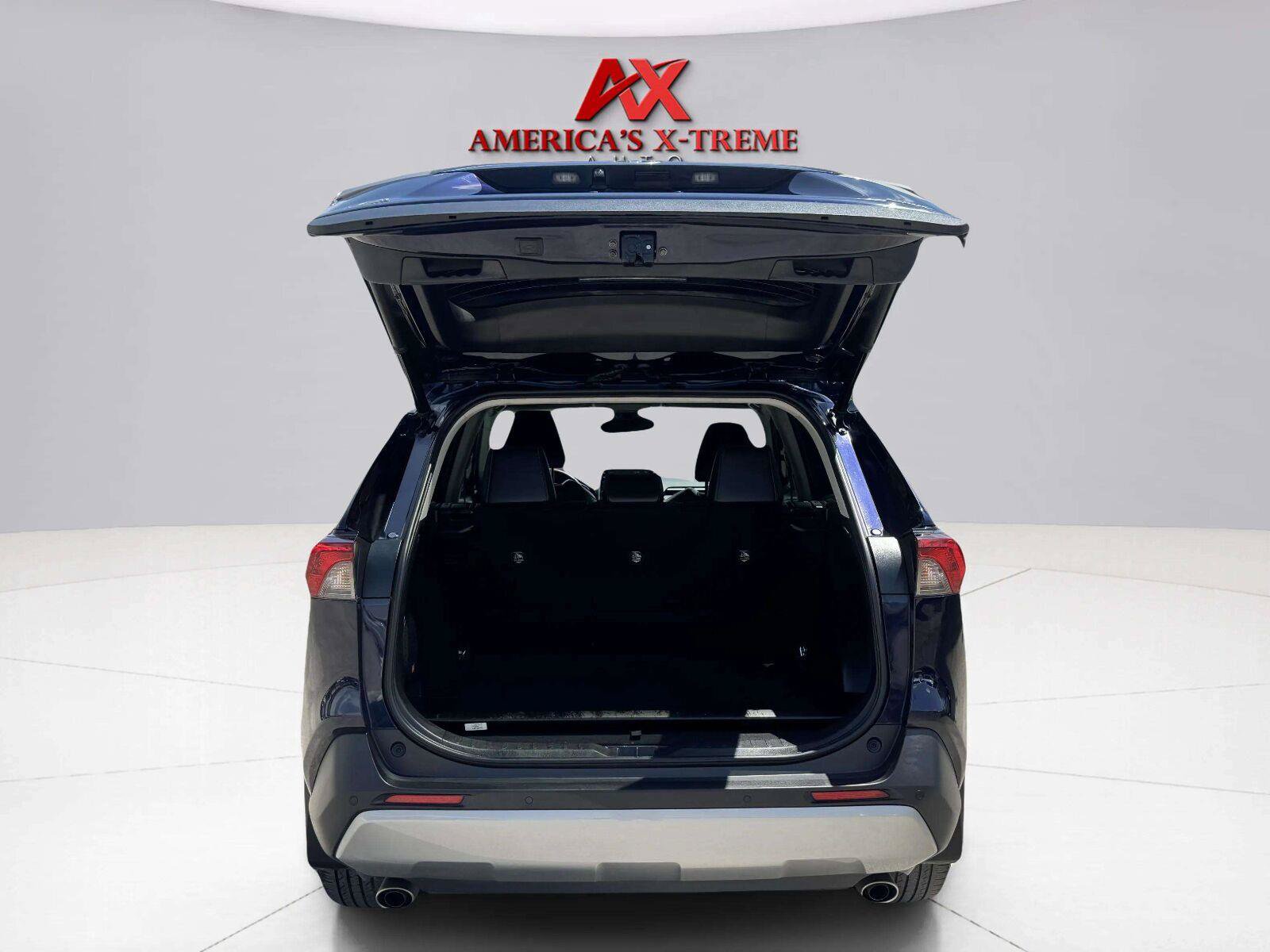 Used 2022 Toyota RAV4 Limited FWD image 64