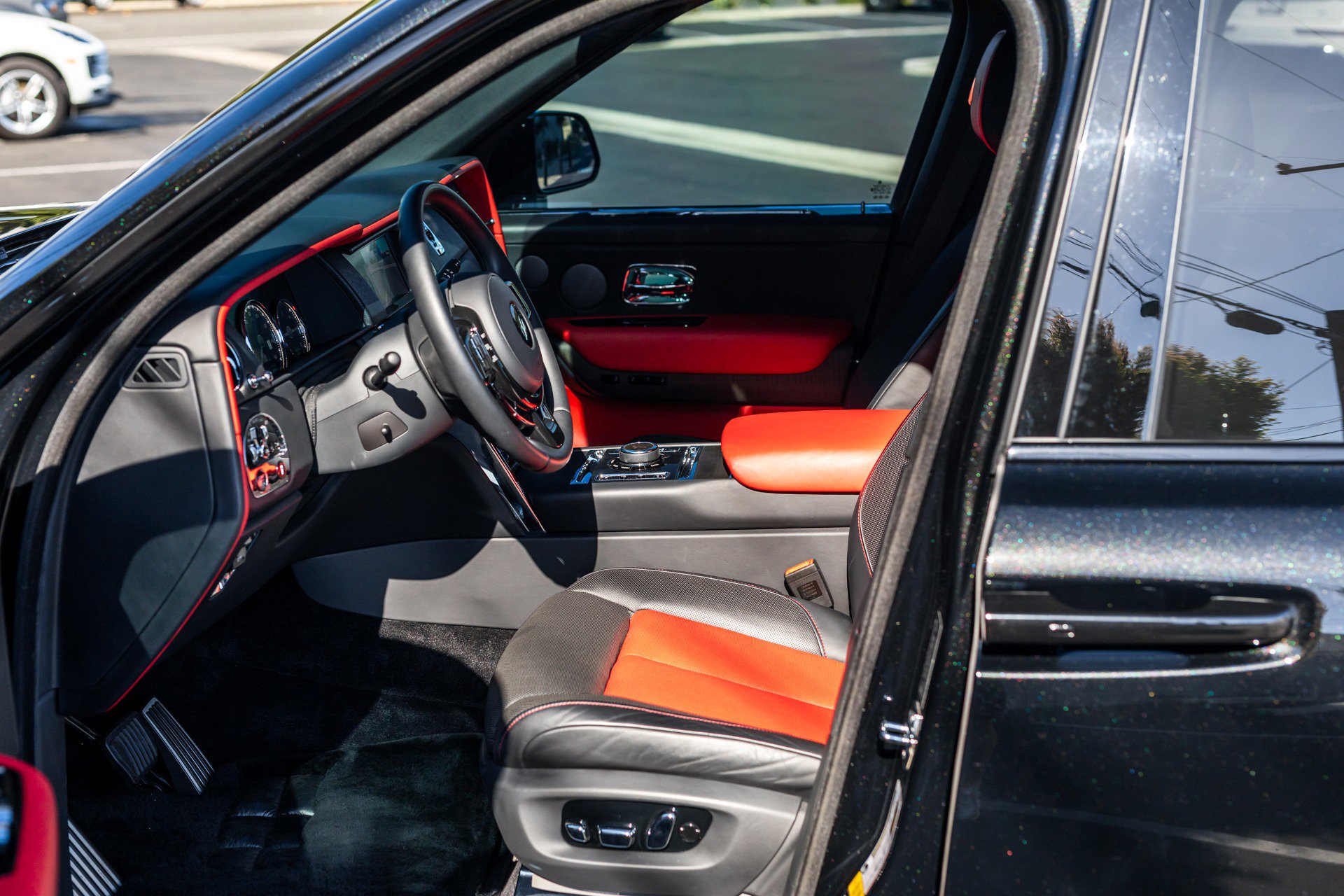 Used 2021 Rolls-Royce Cullinan image 54