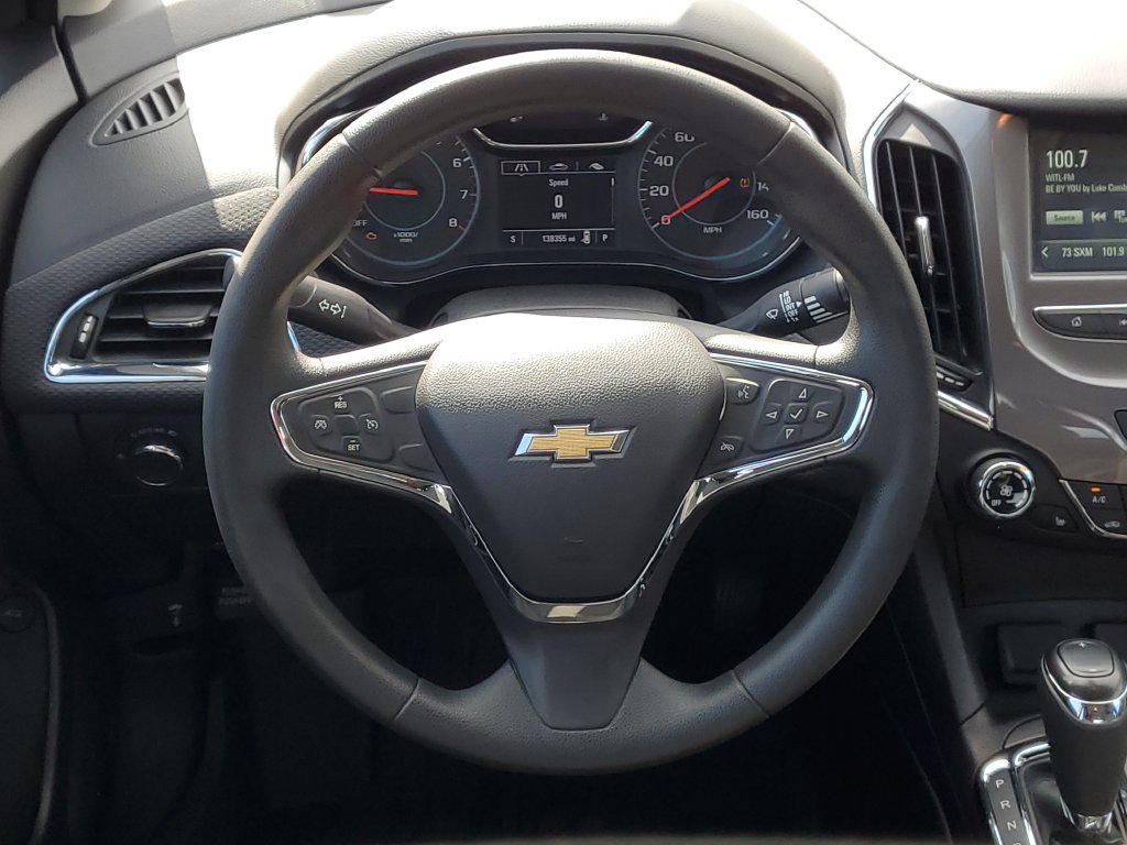 Used 2018 Chevrolet Cruze LT w/ Convenience Package FWD image 26