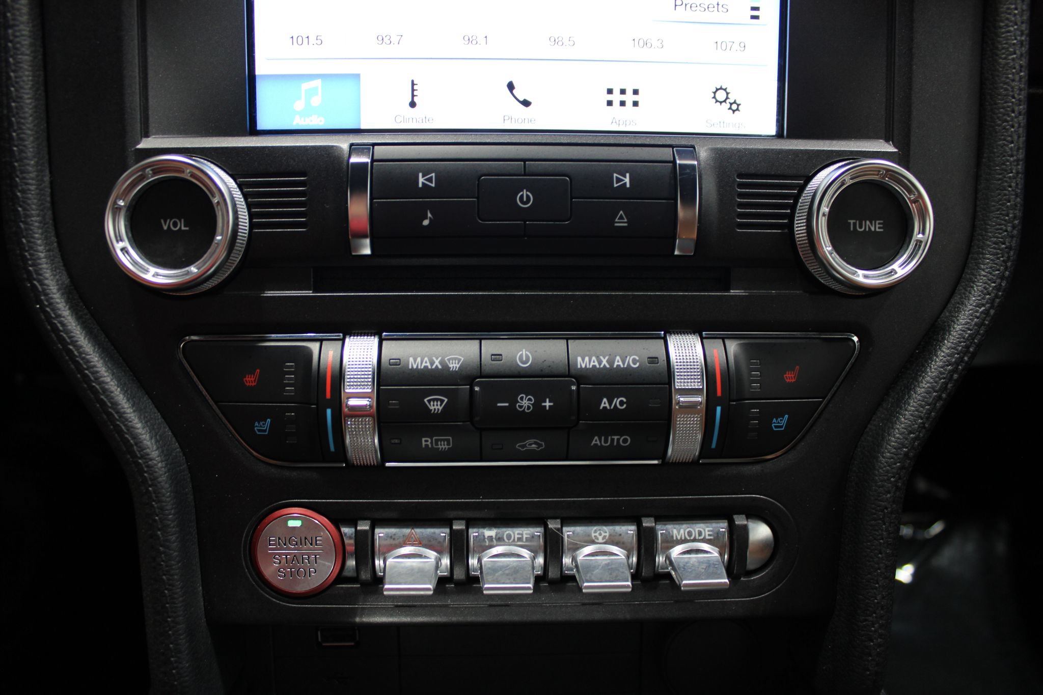 Used 2018 Ford Mustang GT Premium RWD image 27