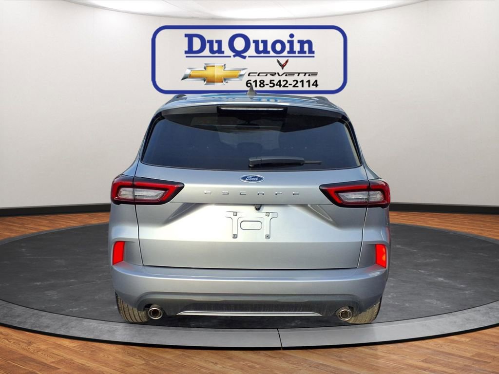 Used 2024 Ford Escape ST-Line w/ Cold Weather Package image 16