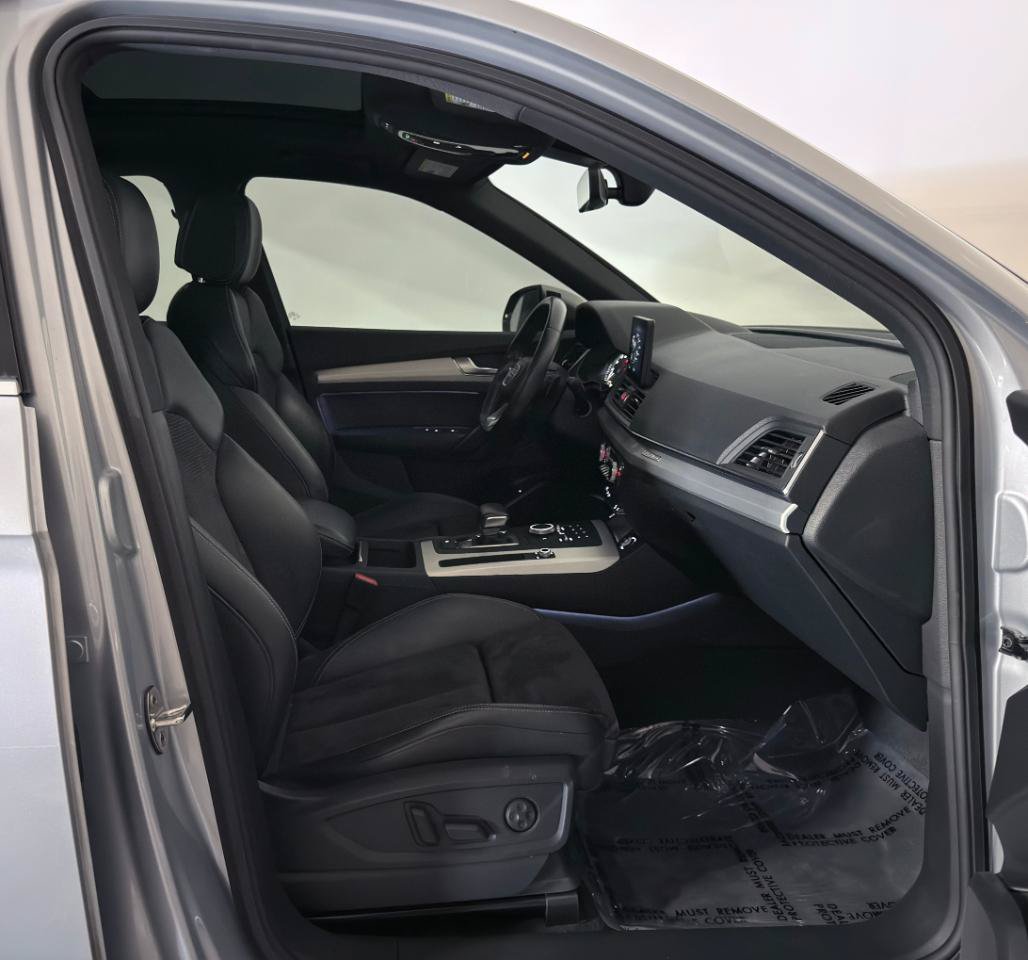 Used 2019 Audi SQ5 Premium w/ Convenience Package AWD/4WD image 26