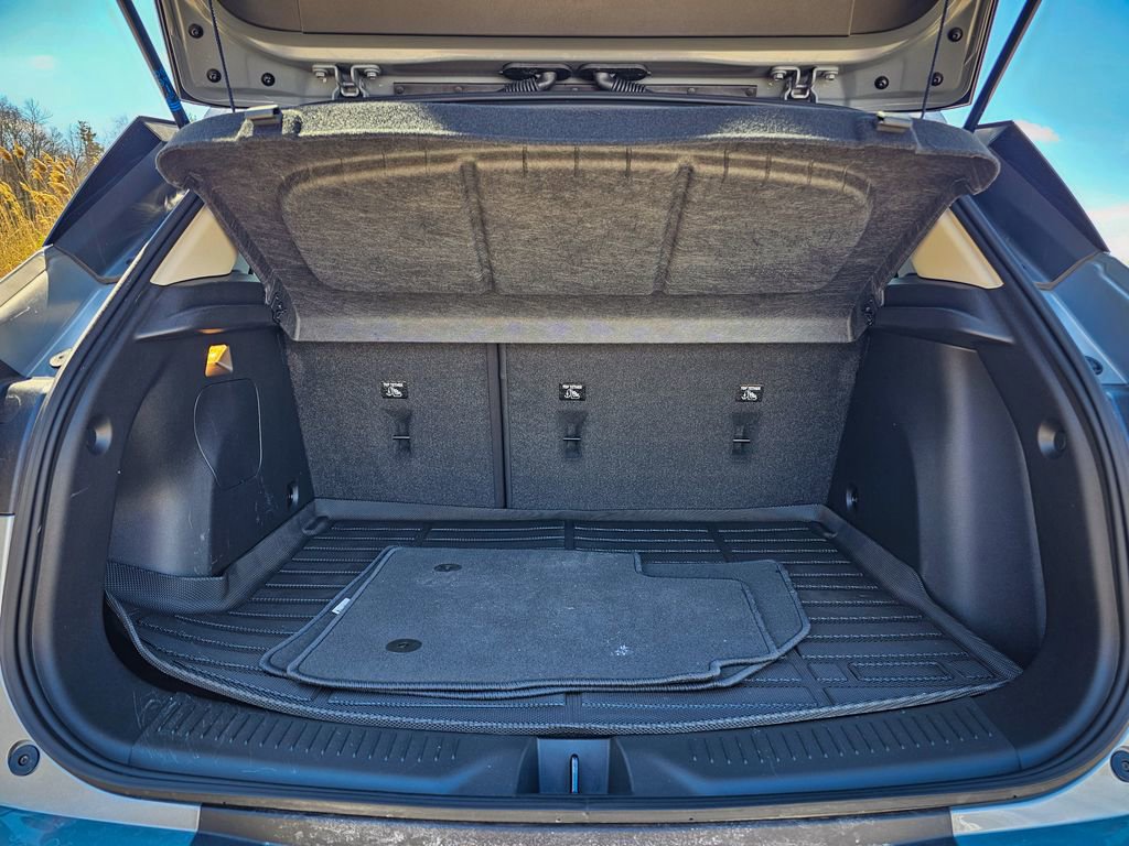 Used 2023 Buick Encore GX Select w/ Safety Package II image 31