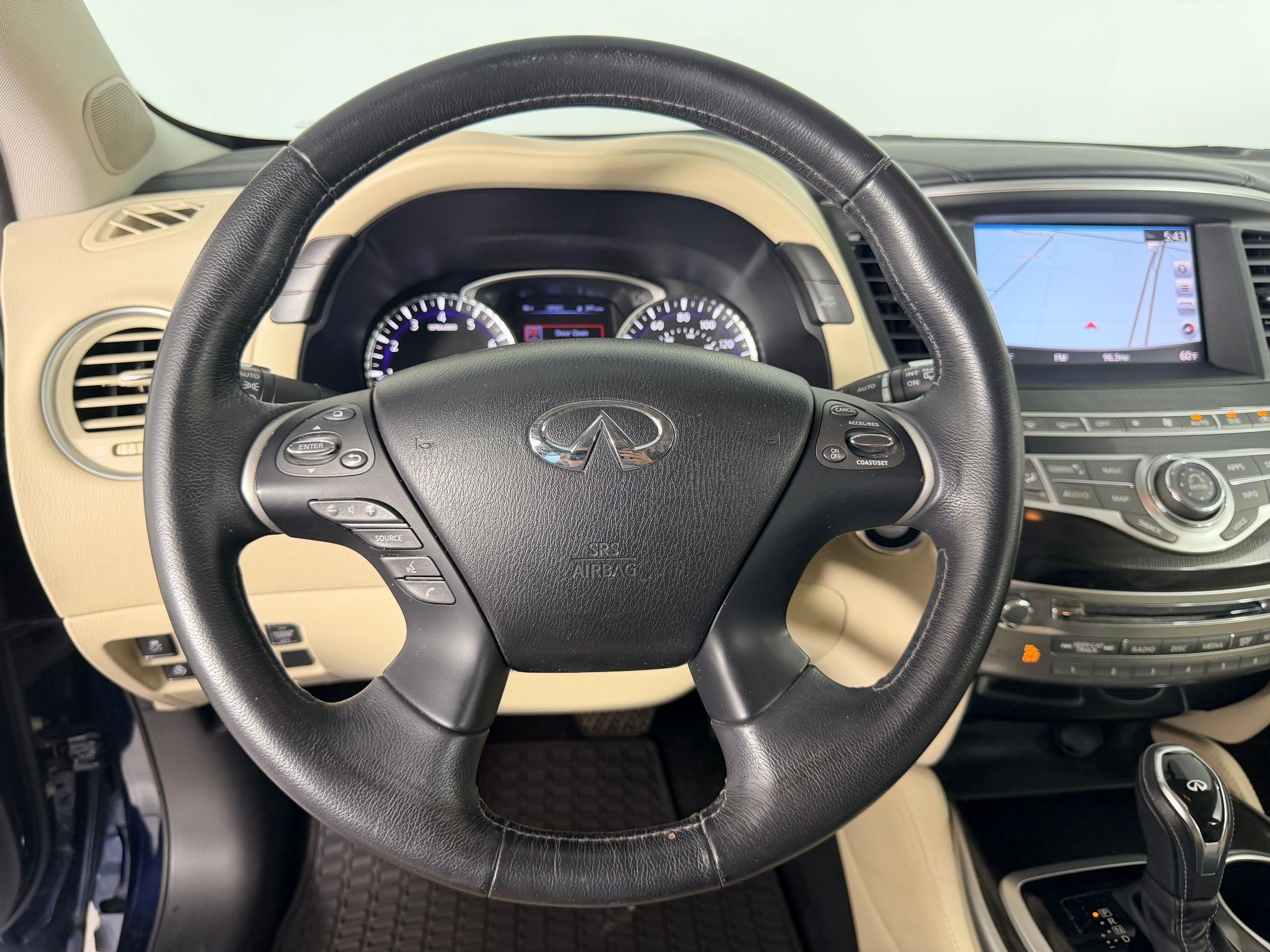 Used 2017 INFINITI QX60 Luxe w/ Premium Plus Package AWD/4WD image 28