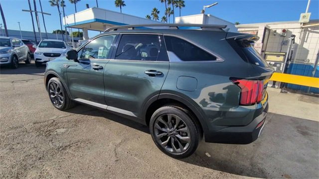 Used 2022 Kia Sorento SX Prestige w/ Rust Color Package image 6