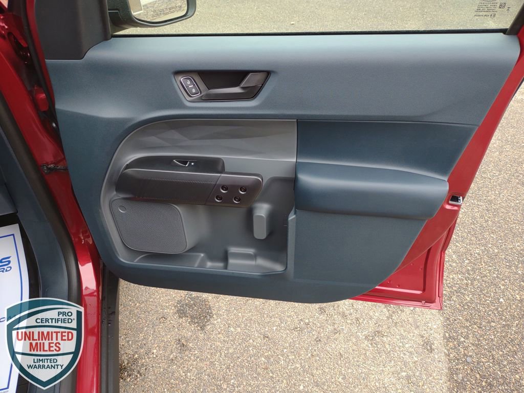 New 2025 Ford Maverick XLT w/ XLT Luxury Package image 30