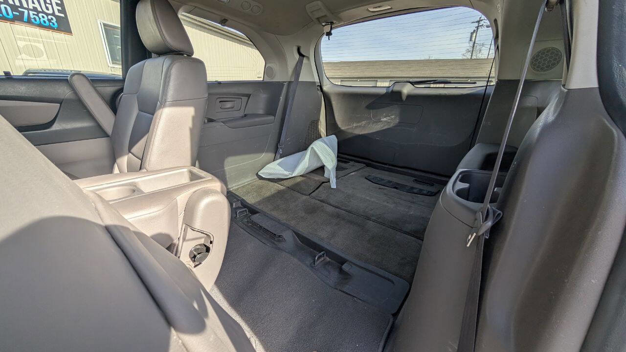 Used 2016 Honda Odyssey Touring Elite image 19