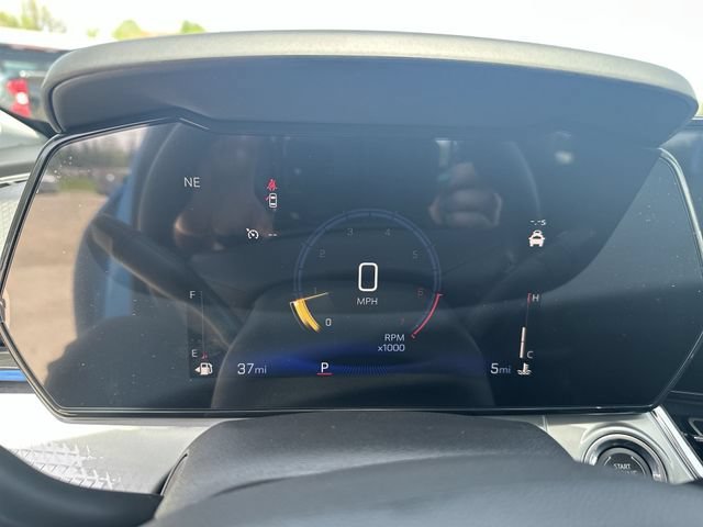 New 2026 Chevrolet Trax LT w/ LT Convenience Package FWD image 12