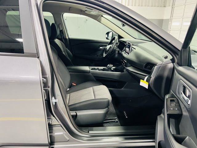 New 2026 Nissan Rogue SV image 31