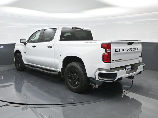 Used 2022 Chevrolet Silverado 1500 RST w/ Redline Edition image 2