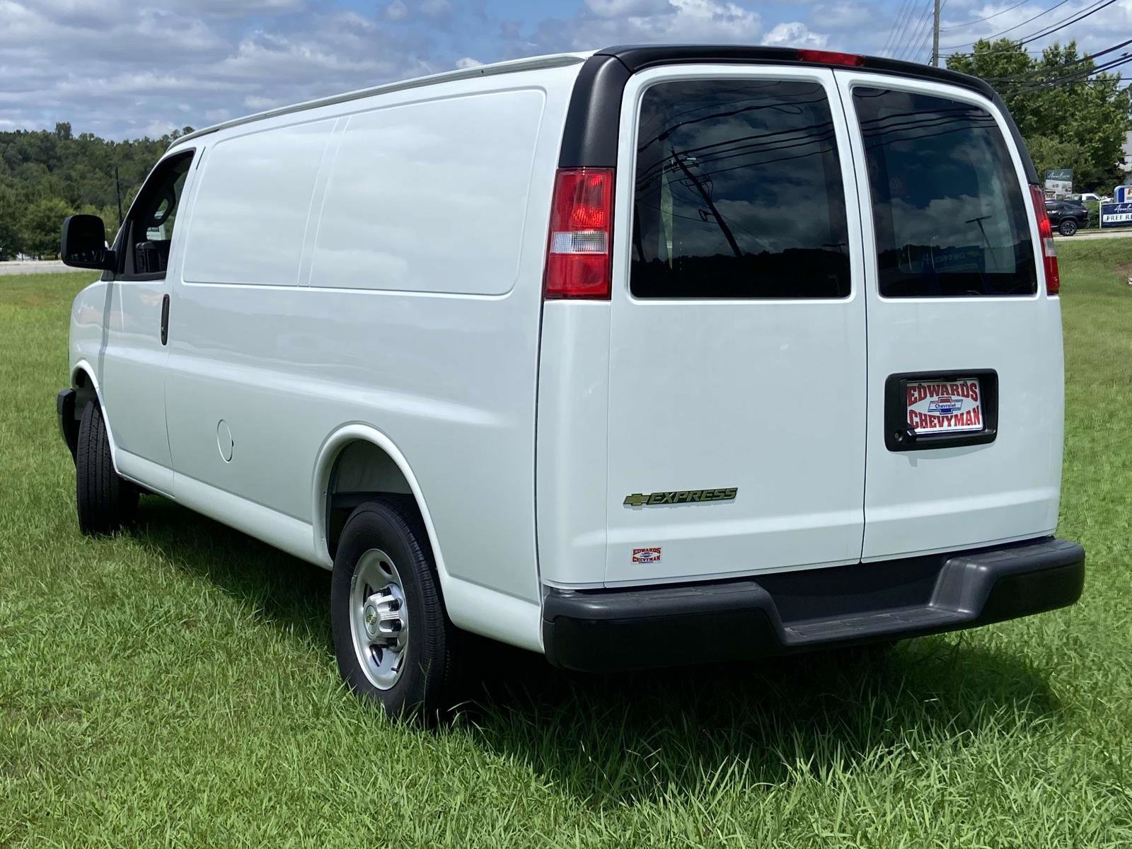New 2025 Chevrolet Express 2500 w/ Driver Convenience Package image 18