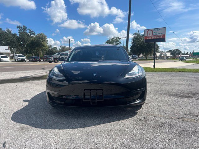 Used 2018 Tesla Model 3 Long Range RWD image 2