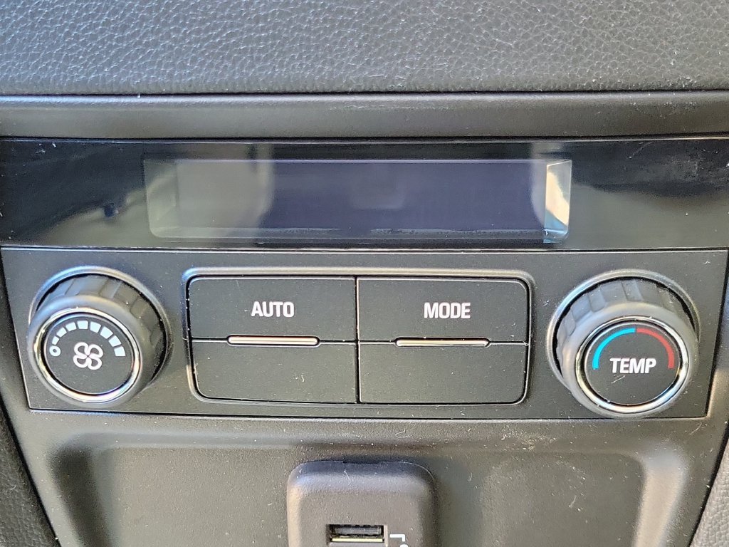 Used 2023 Buick Enclave Essence FWD image 15