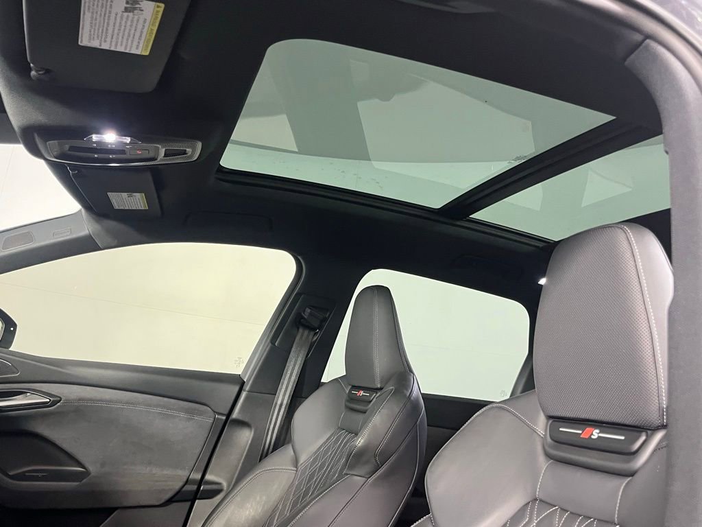 Used 2025 Audi SQ6 e-tron Prestige w/ Black Edition One AWD/4WD image 24