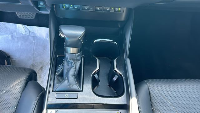 Used 2023 Lexus ES 350 Luxury image 22