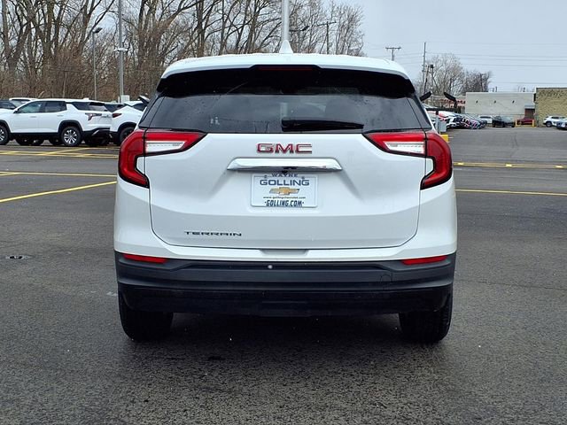 Used 2024 GMC Terrain SLE image 21