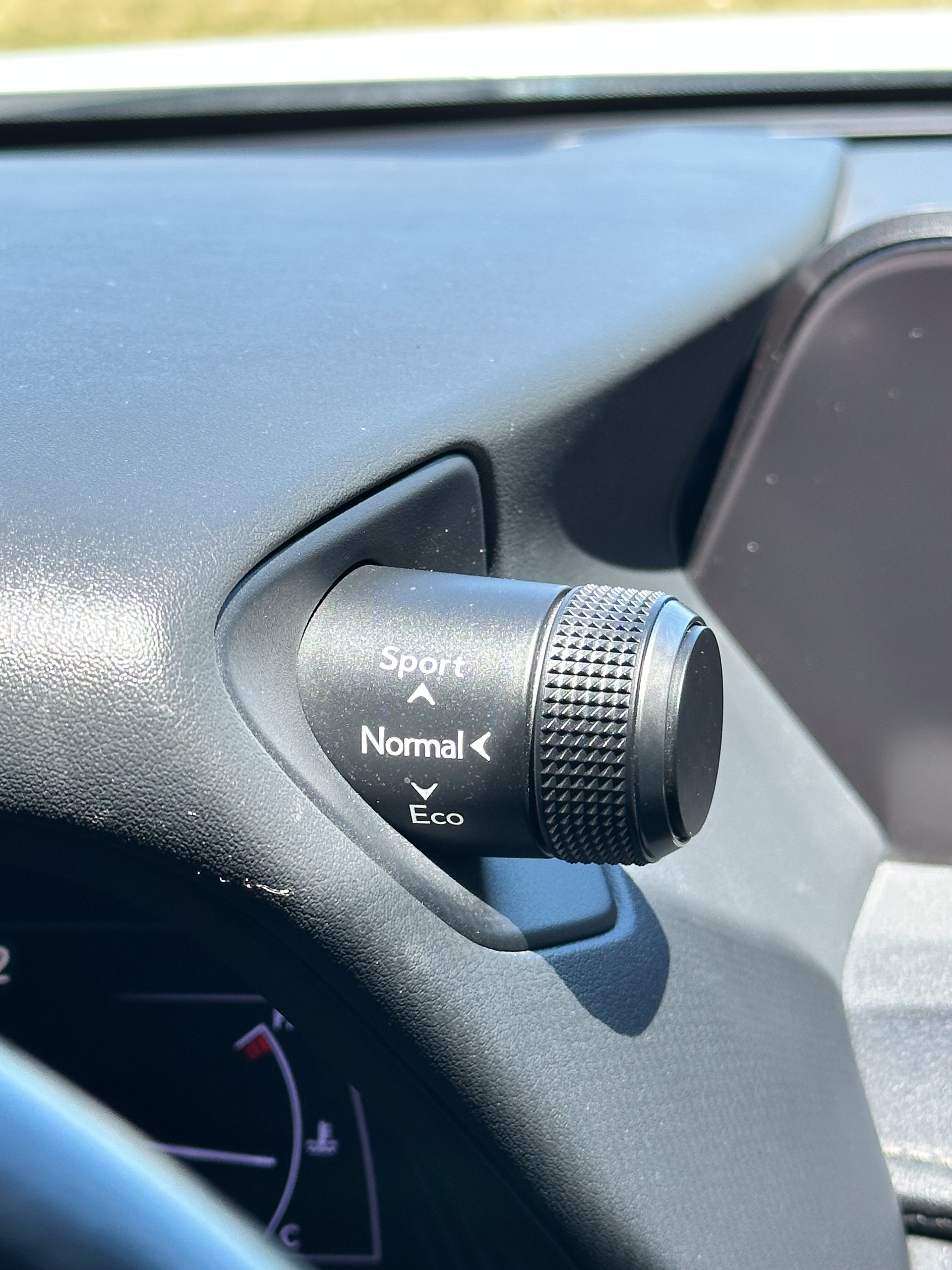 Used 2019 Lexus UX 200 w/ Accessory Package 2 FWD image 44