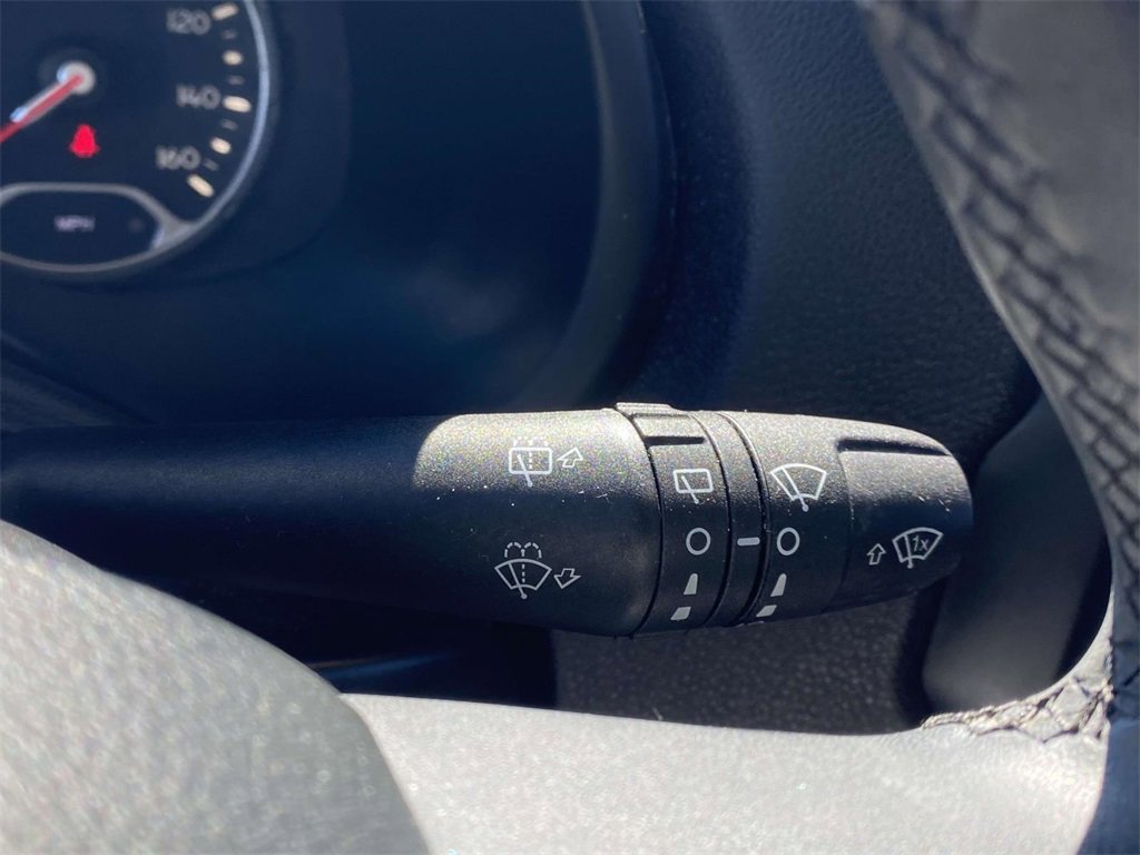 Used 2020 Jeep Renegade Latitude image 33