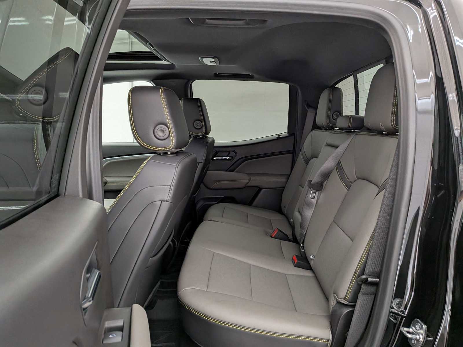 New 2026 Chevrolet Colorado ZR2 w/ ZR2 Bison Edition image 23