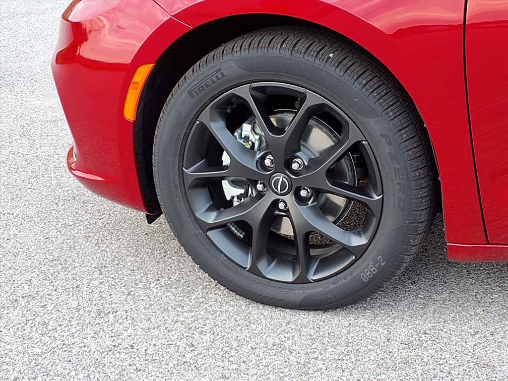 New 2026 Chrysler Pacifica Select FWD image 26
