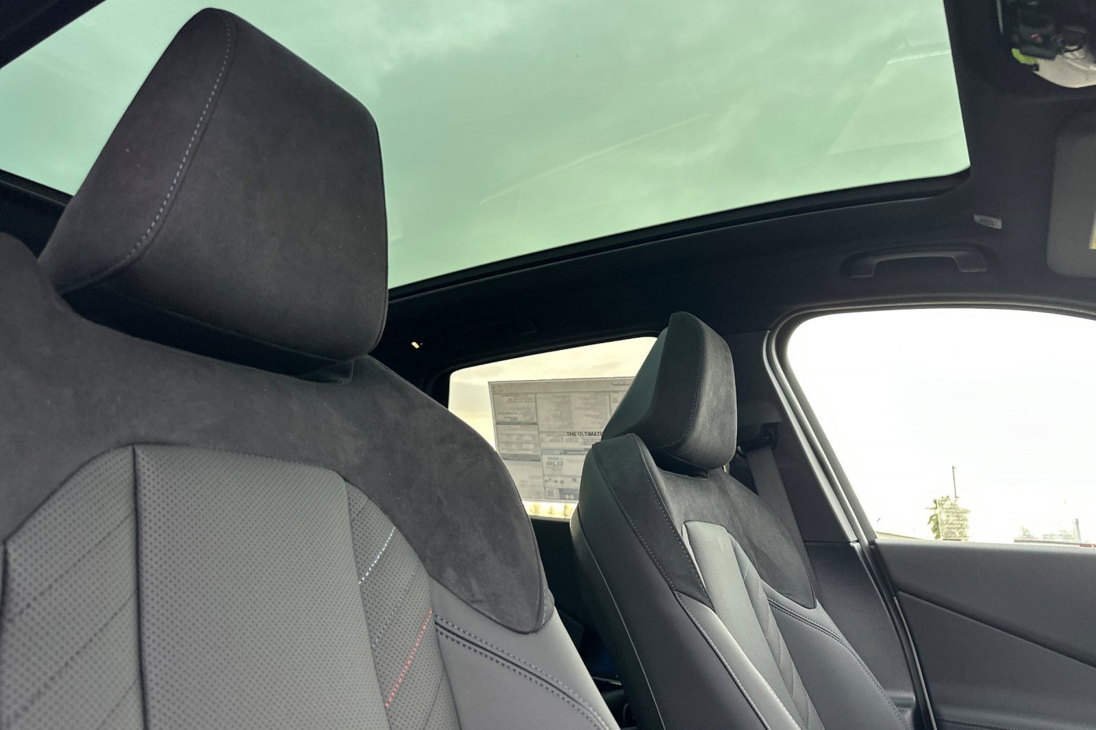 New 2026 BMW X3 xDrive30 w/ Premium Package image 14