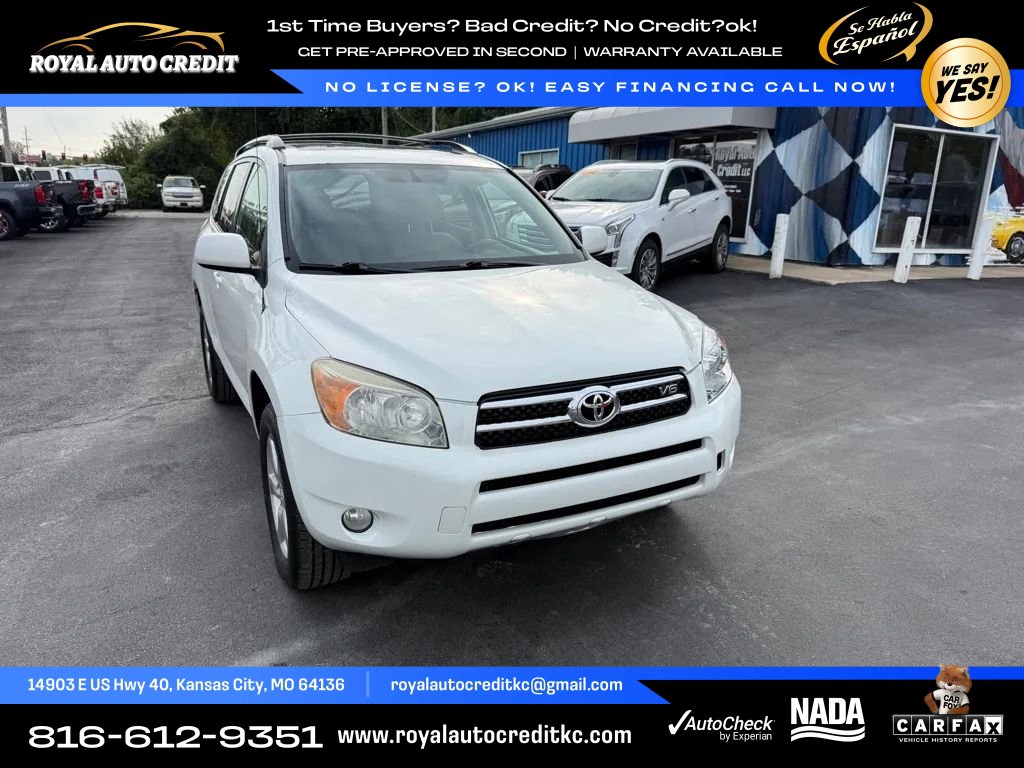 Used 2007 Toyota RAV4 Limited FWD image 2
