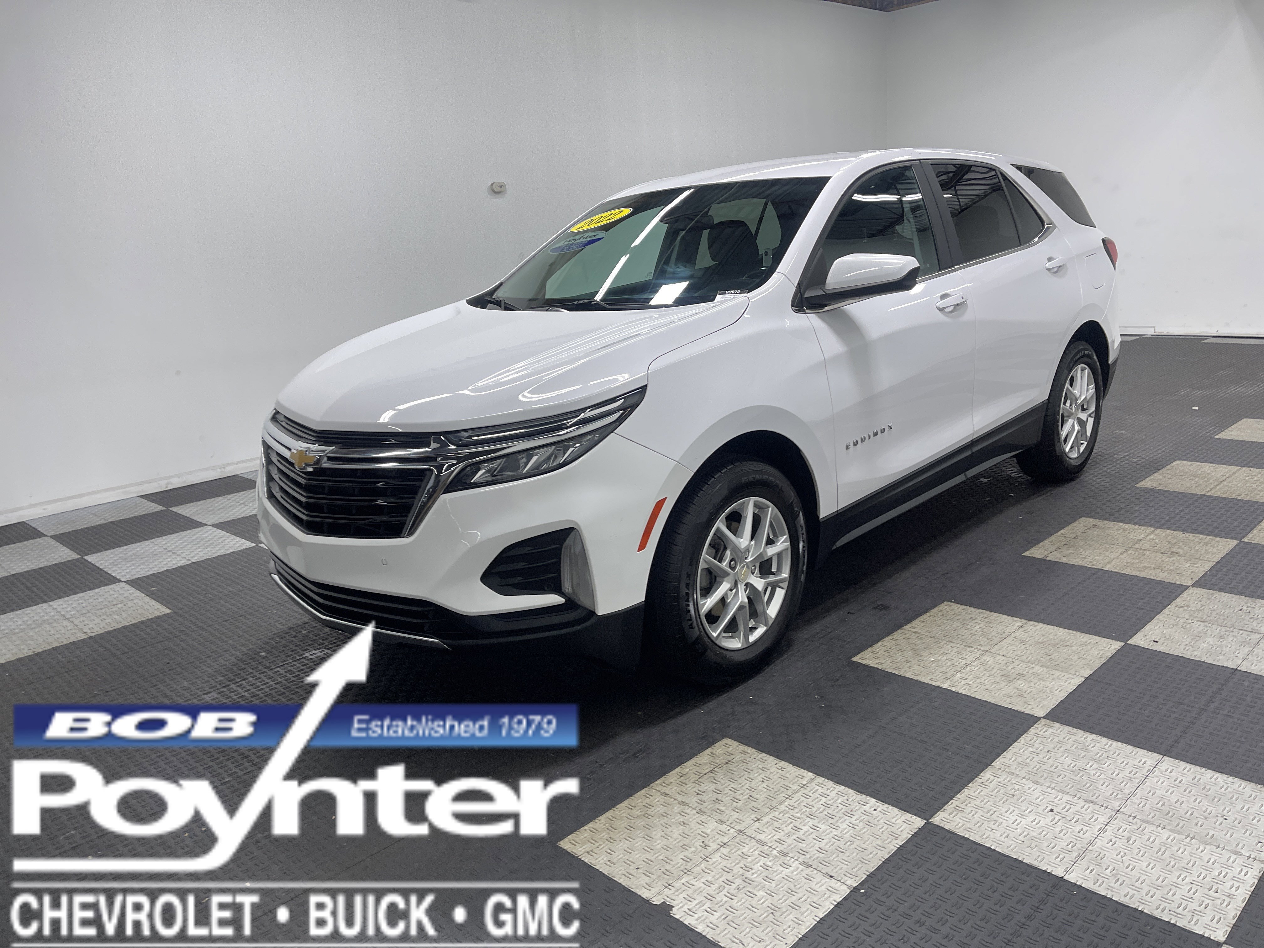 Used 2022 Chevrolet Equinox LT w/ Driver Convenience Package