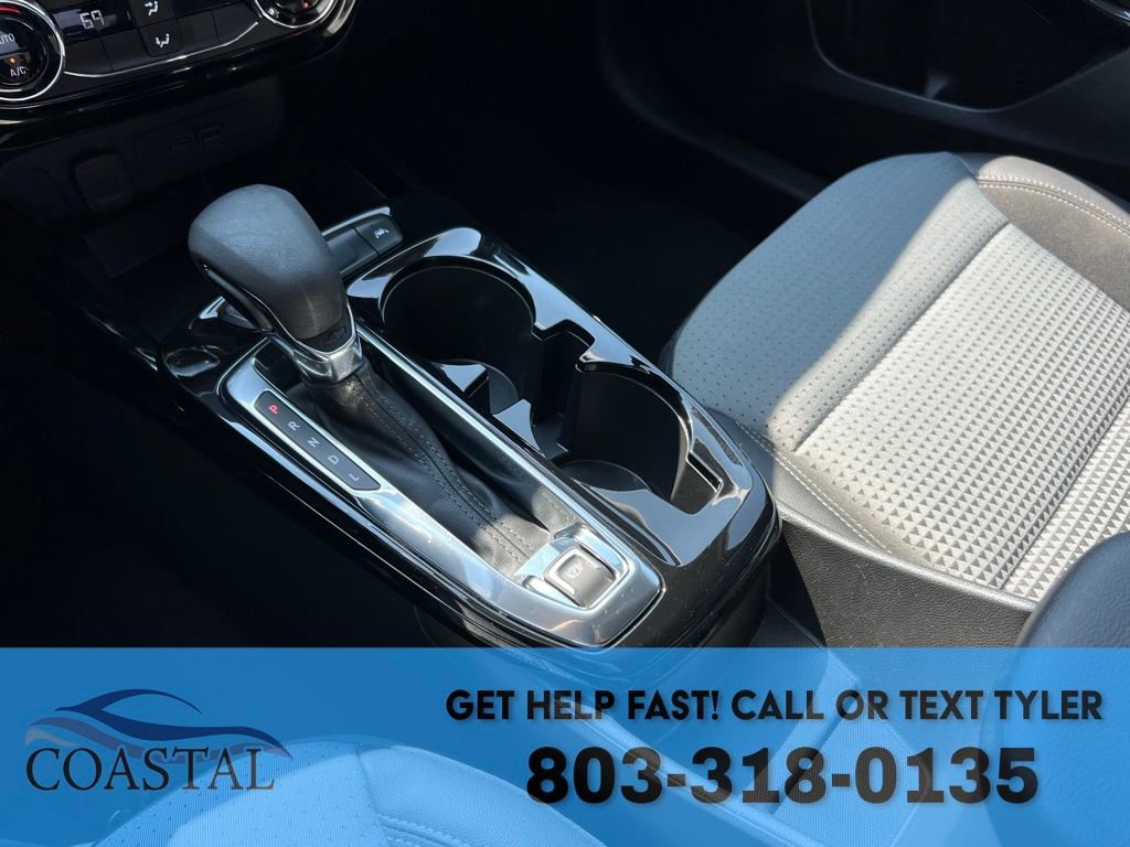 Used 2025 Chevrolet Trax LT image 42