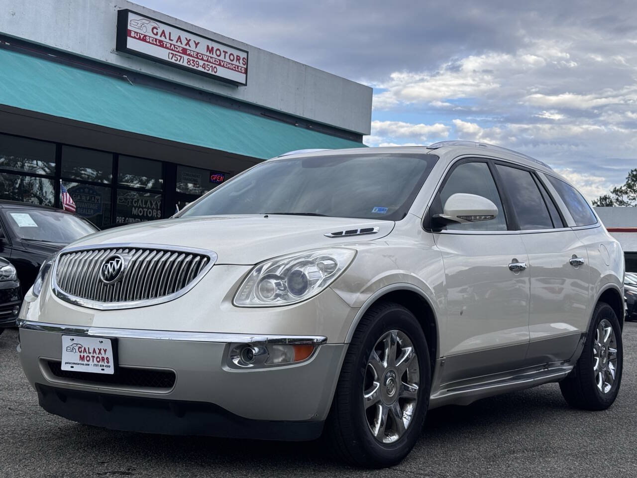 Used 2008 Buick Enclave CXL w/ Entertainment Package #4 AWD/4WD image 1