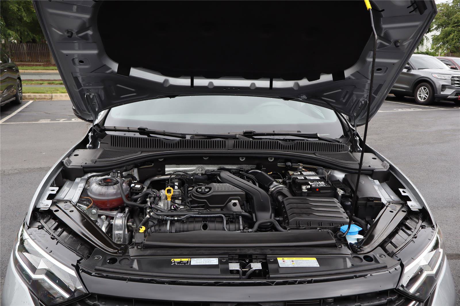 Certified 2024 Volkswagen Jetta Sport FWD image 10