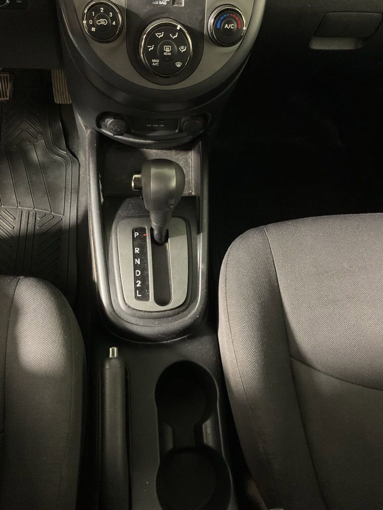 Used 2010 Kia Soul + w/ Audio Pkg image 23
