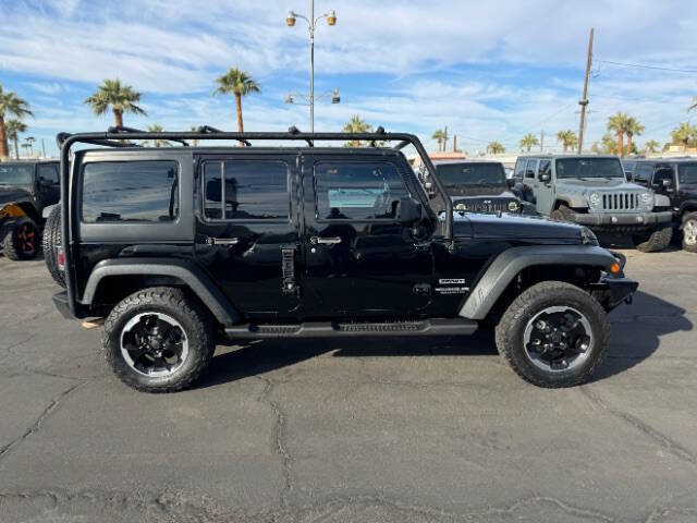 Used 2014 Jeep Wrangler Unlimited Sport w/ Max Tow Package AWD/4WD image 2