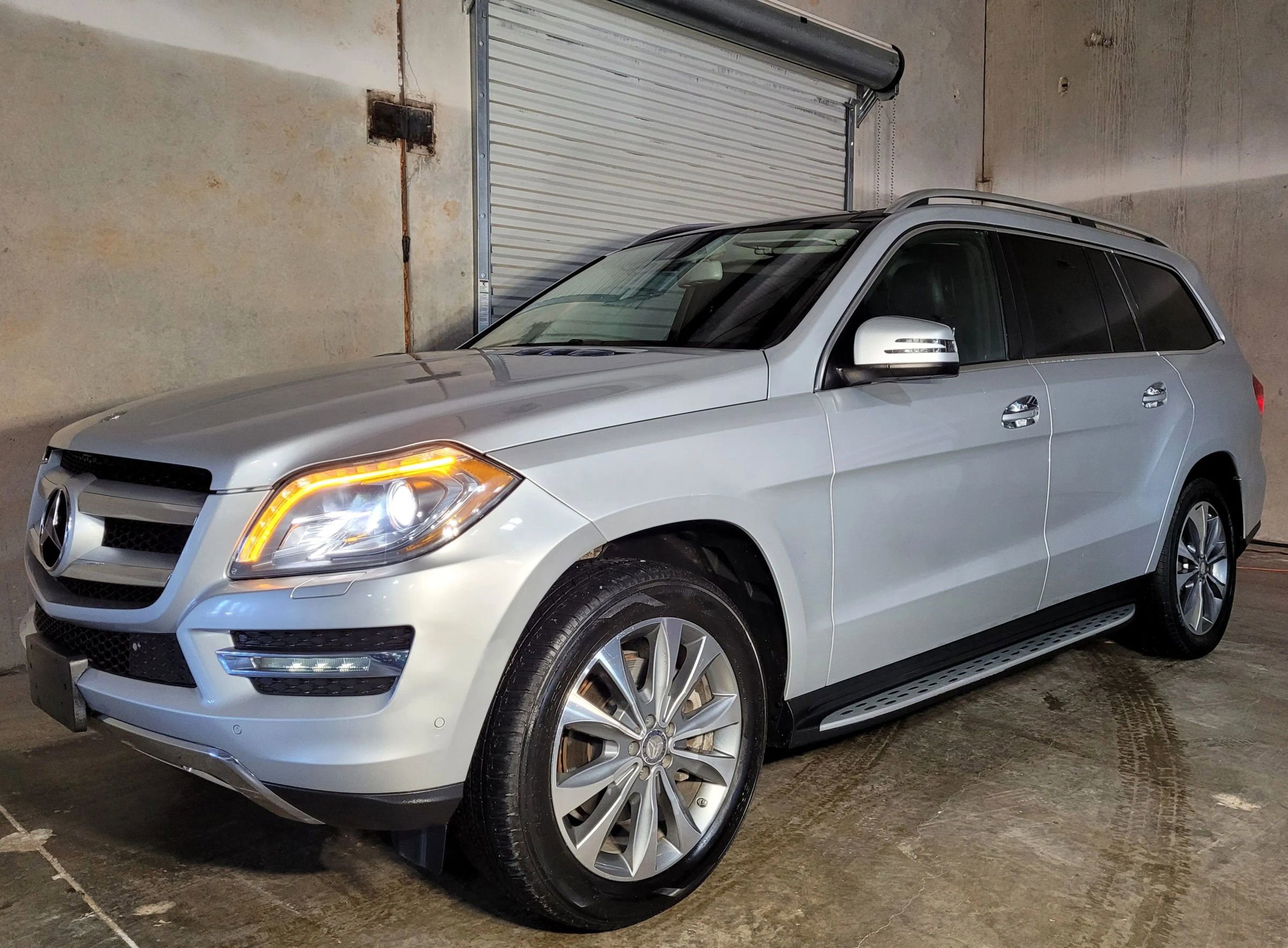 Used 2016 Mercedes-Benz GL 450 4MATIC image 5