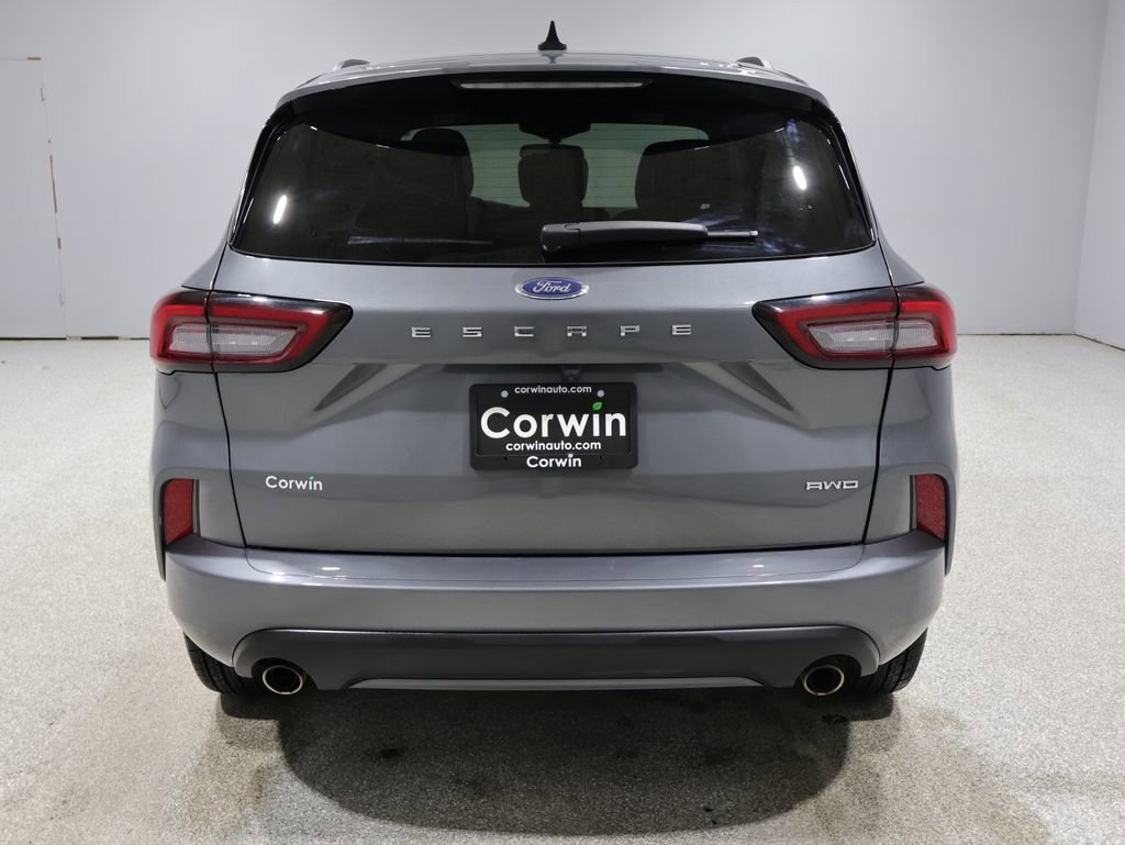 Used 2024 Ford Escape ST-Line image 3