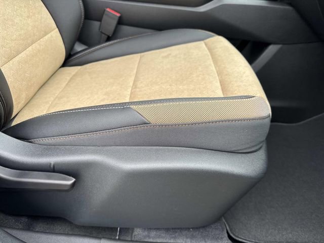 New 2026 Chevrolet Equinox ACTIV image 32