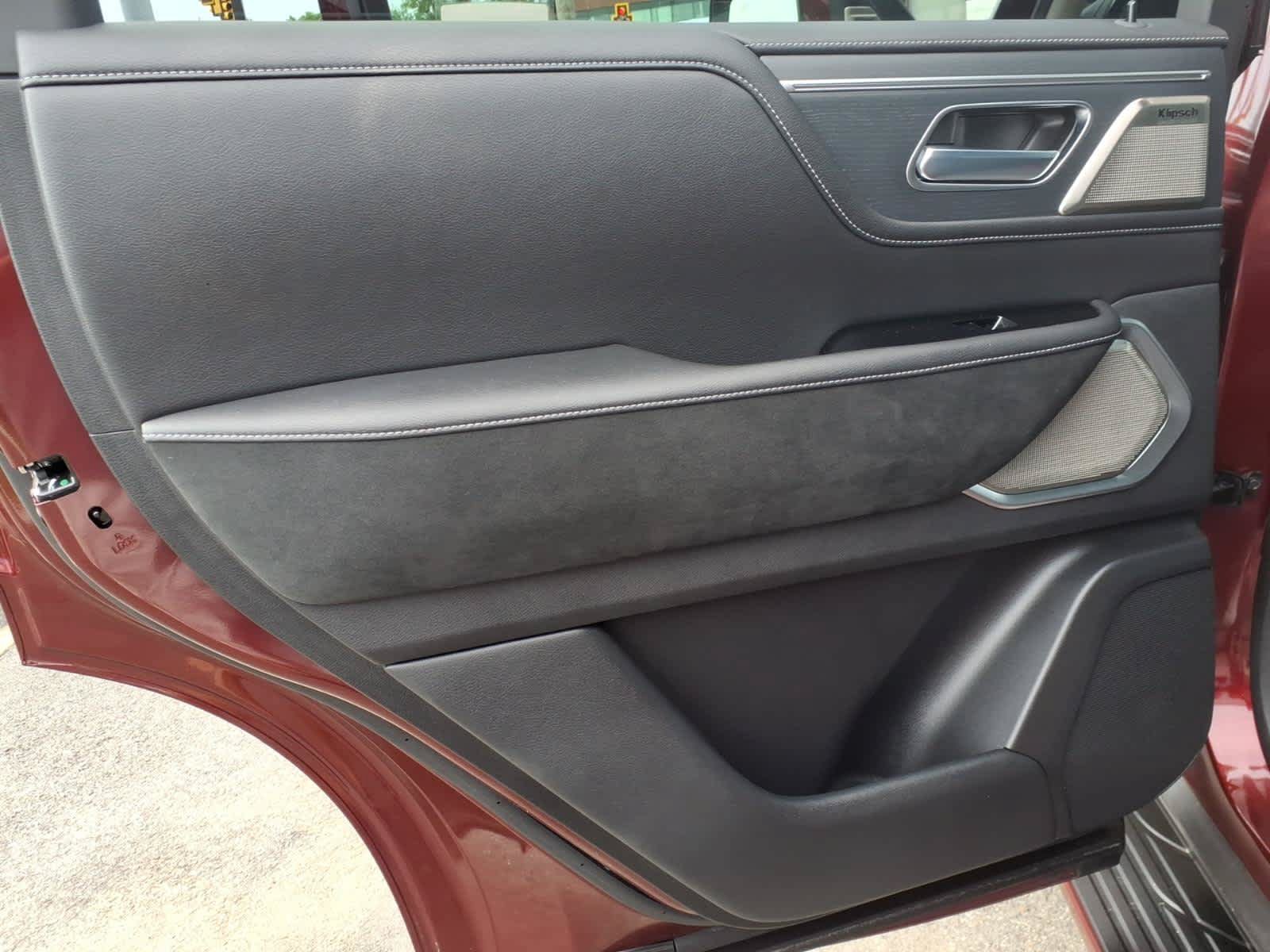 Certified 2025 INFINITI QX80 Sensory AWD/4WD image 12