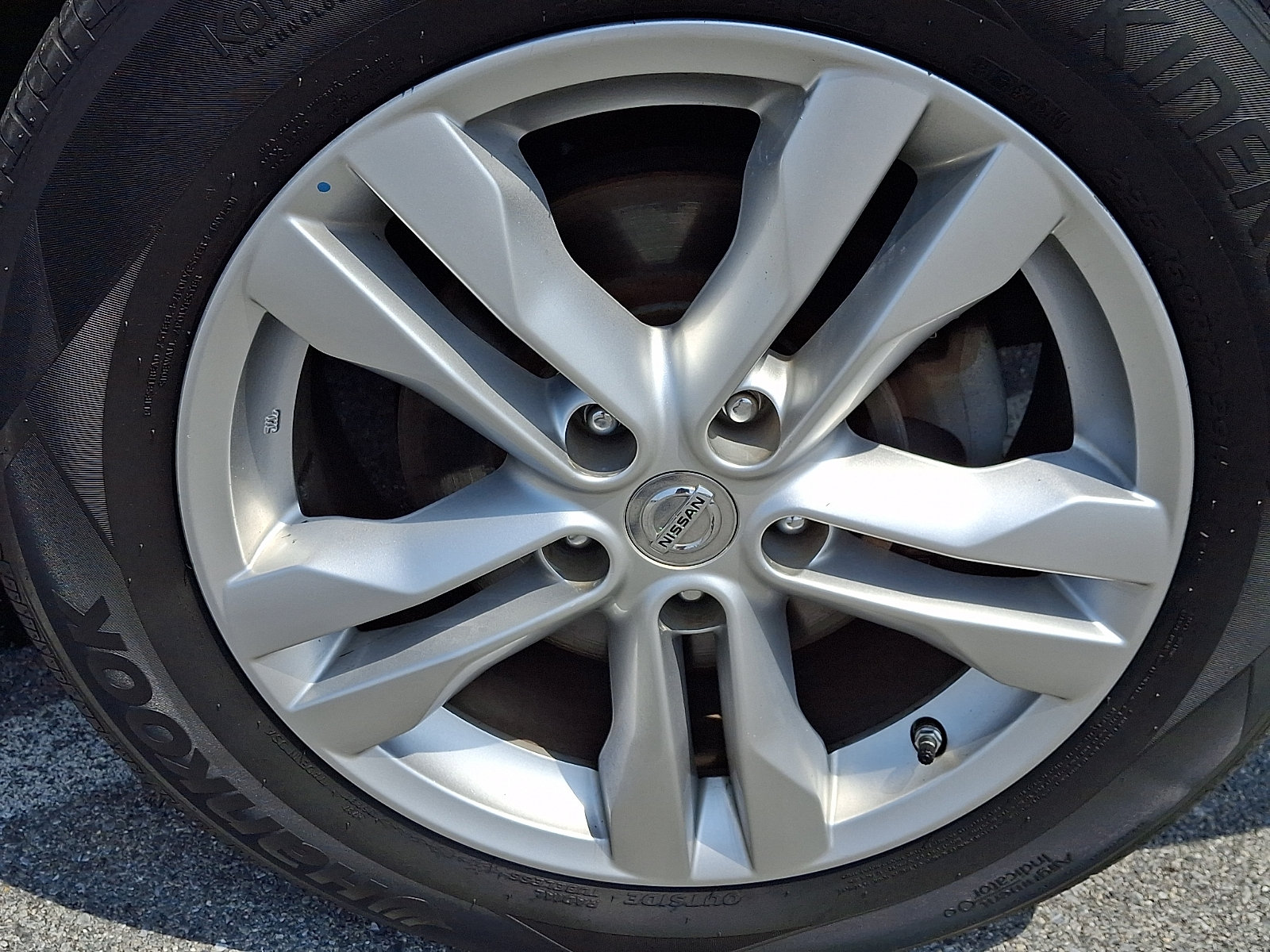 Used 2013 Nissan Rogue SV w/ Premium Pkg AWD/4WD image 8