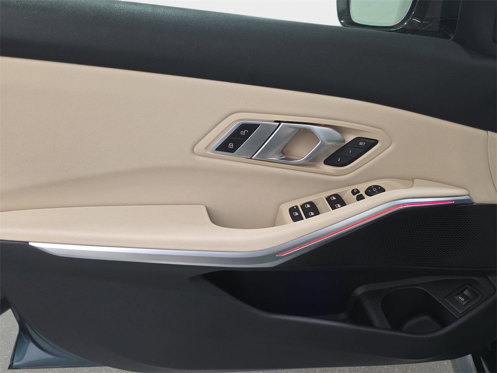 Certified 2021 BMW 330i Sedan w/ Convenience Package image 26