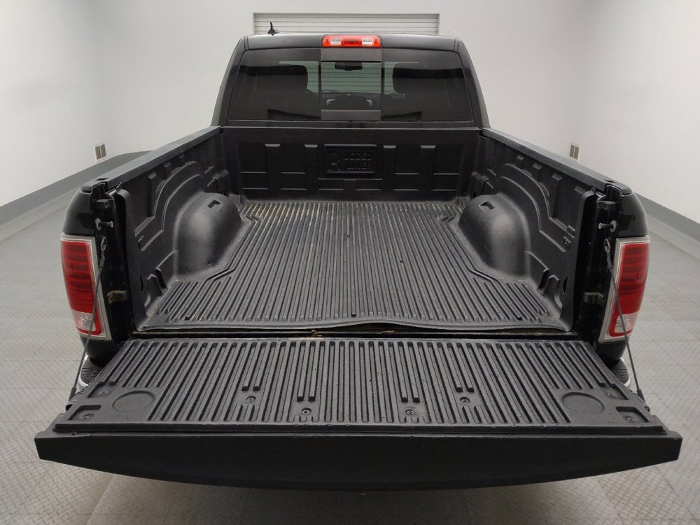 Used 2018 RAM 1500 Laramie RWD image 29