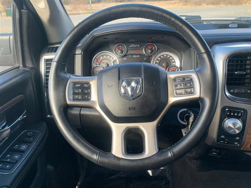 Used 2018 RAM 1500 Laramie image 18