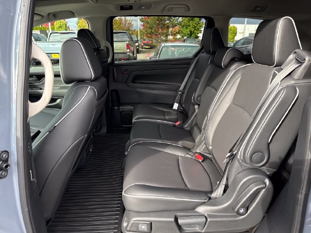 New 2027 Honda Odyssey Touring image 14