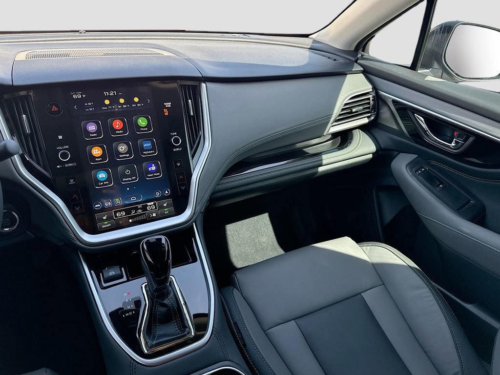 Certified 2025 Subaru Outback Onyx Edition image 33