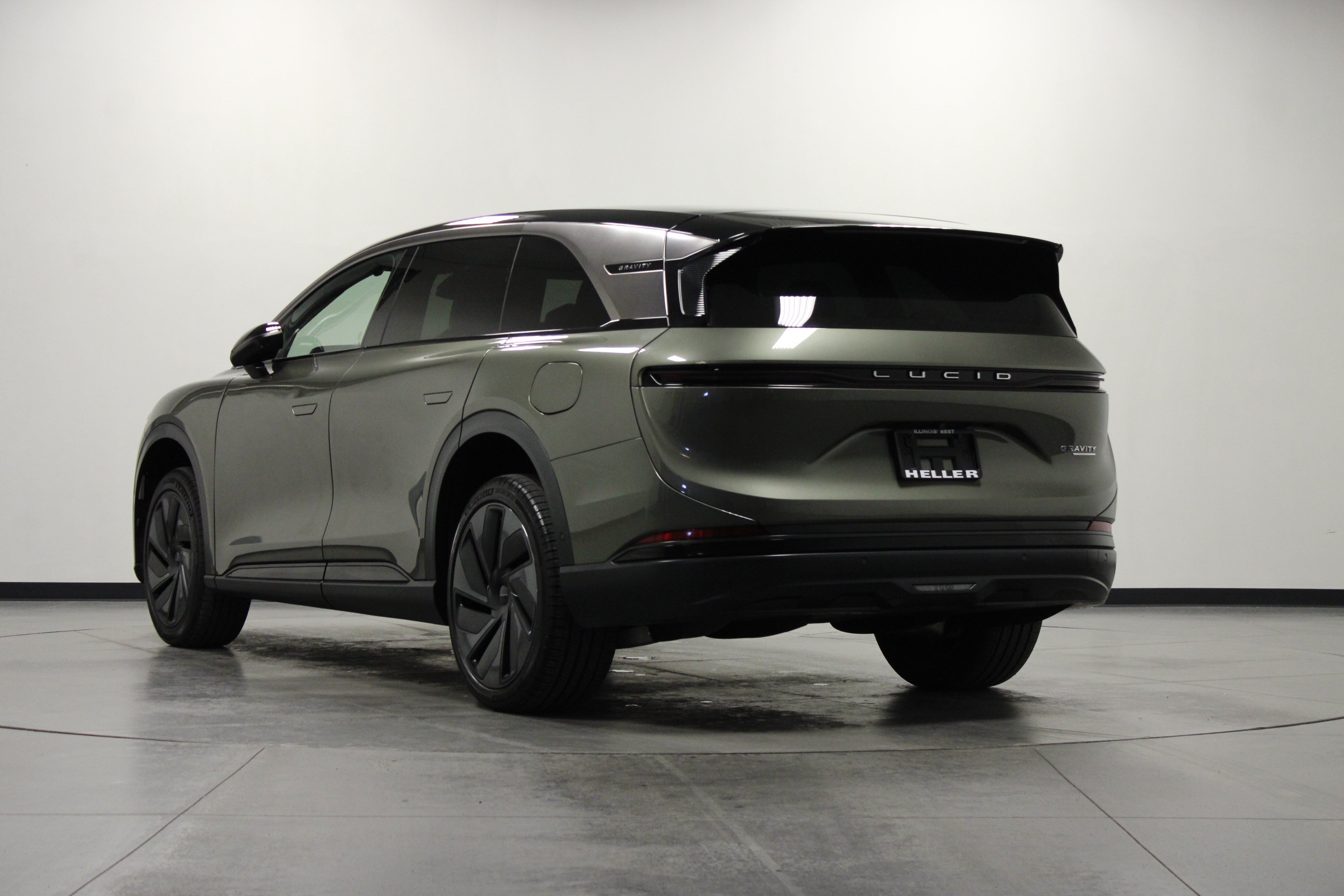 Used 2026 Lucid Gravity Grand Touring AWD/4WD image 6